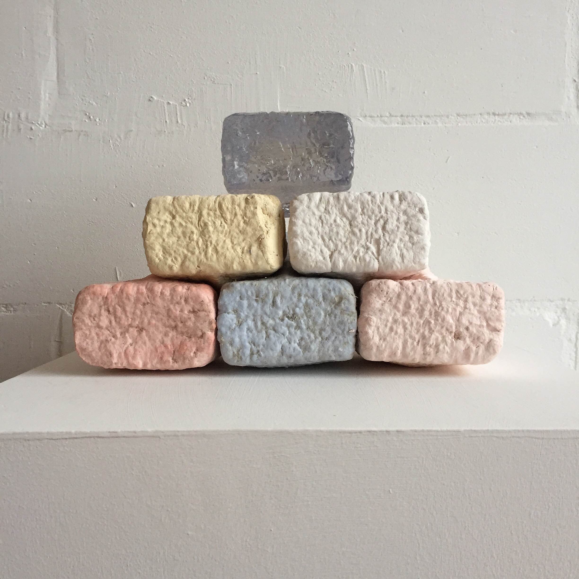 Mundus Transit from back